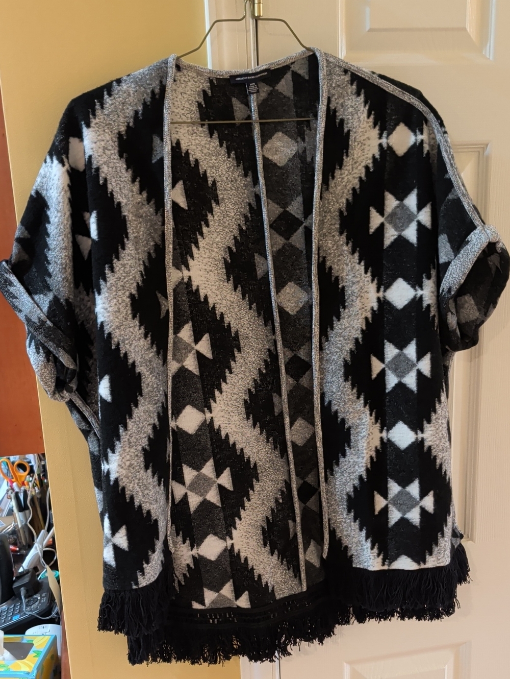 American Eagle Outfitters Black & Gray Geometric Open Poncho Cardigan